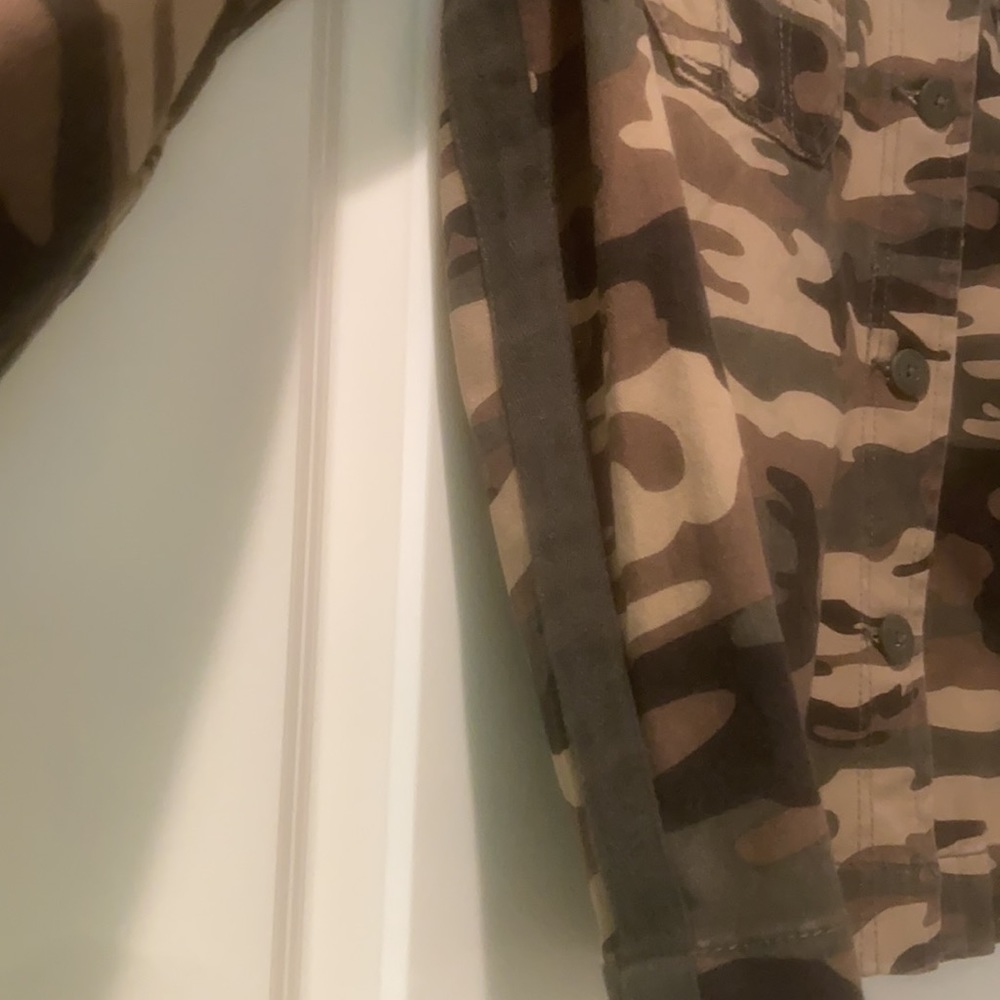 Camo Jacket - Picture 6 of 9